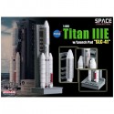 Dragon 56342 Сборная модель космического аппарата Titan IIIE w/Launch Pad "SLC-41" (1:400)